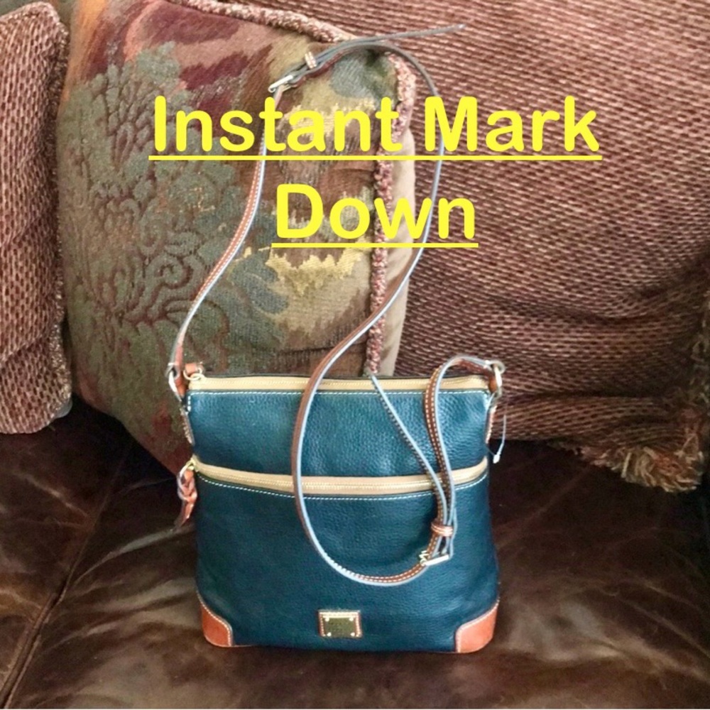 Dooney & Bourke Pebble Grain Lexington Tote EUC